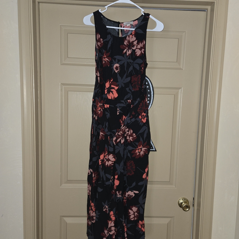 LOFT Floral Patterned Garment with Red and Pink Accents